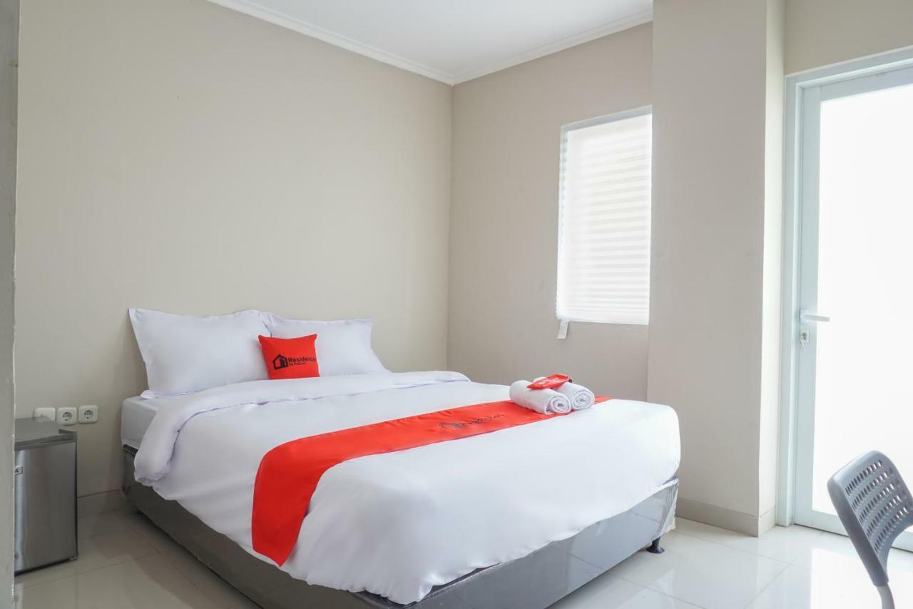 Residences By Reddoorz Near Mt Haryono - Minimum Stay 7 Days Jakarta Ngoại thất bức ảnh